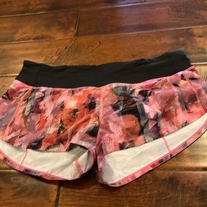Lululemon. Speed up shorts